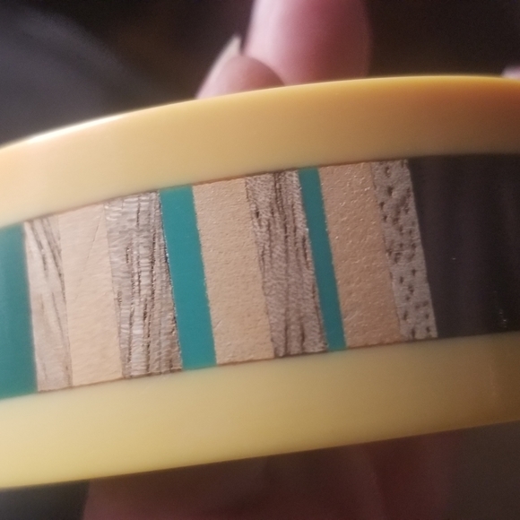 Vtg Lucite Bangle Bracelet Mustard Yellow Wooden Multi Color Block Retro Boho 1" - Picture 7 of 13